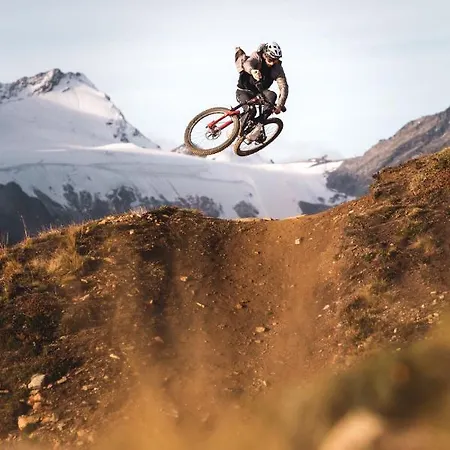 Haus Hugo 3* Sölden